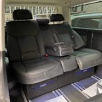 Замена задних сидений мультиван на комфортный диван БМВ 7